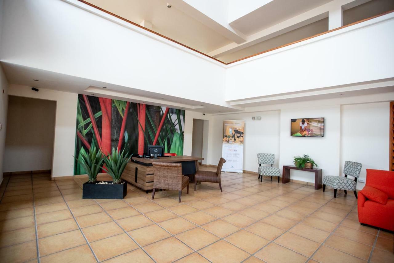 Coronado Luxury Club & Suites 플라야 코로나도 외부 사진